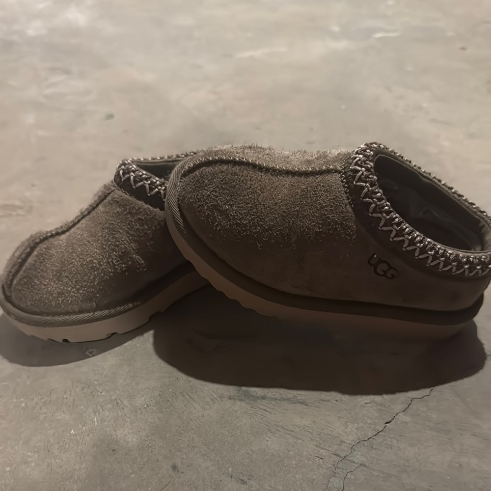 UGG Brown Loafers Slip-Ons Suede Comfort